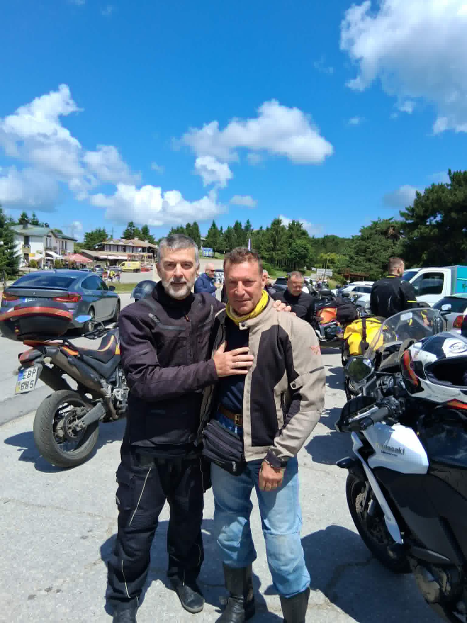b4bd4845-b1d7-42a2-9987-df265f0a1c64.jpg
